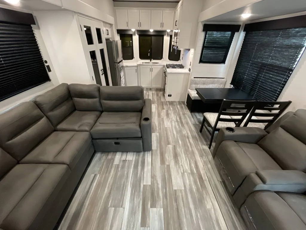 2026 Jayco Jay Flight Bungalow 404LOFT DS, Photos photo 7