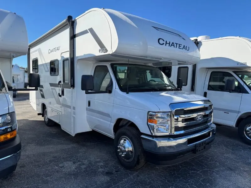 2026 Thor Motor Coach Chateau 21Z - Photo 2