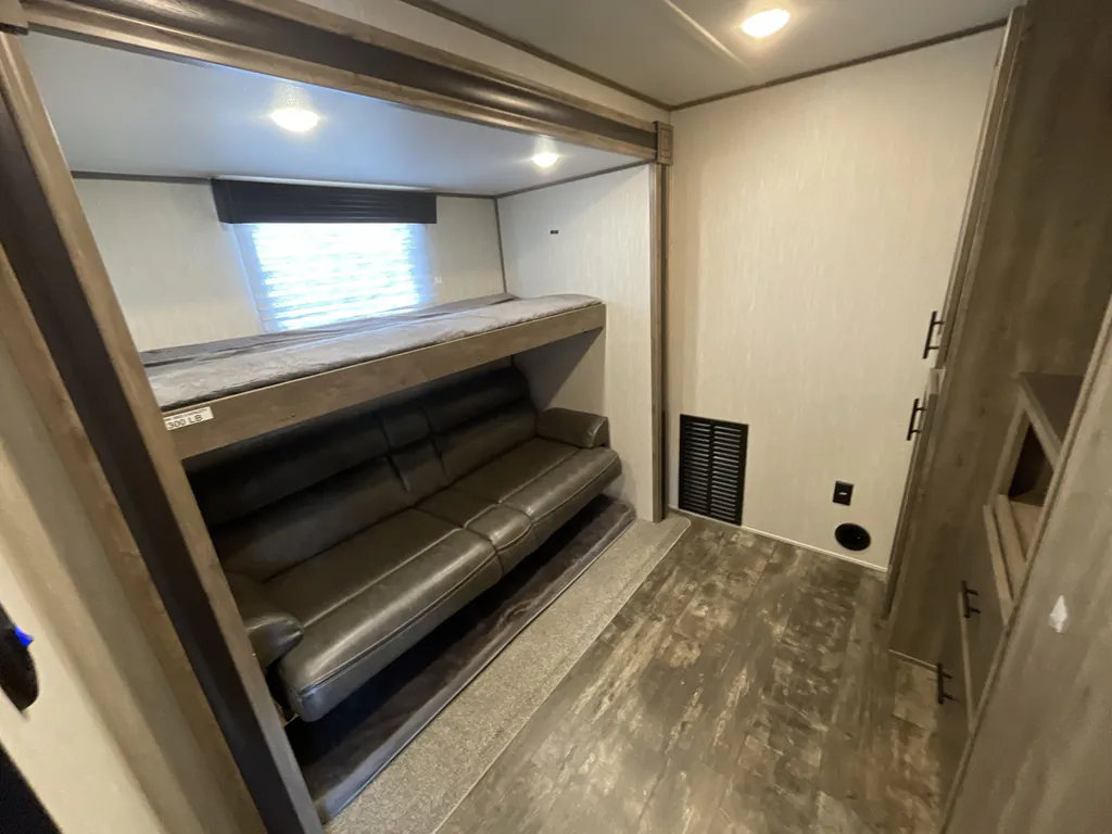 2020 Forest River Sabre 36BHQ, Photos photo 22