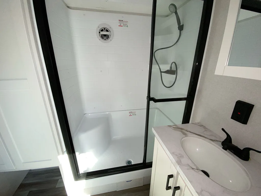 2026 Jayco Jay Flight Bungalow 404LOFT DS, Photos photo 7
