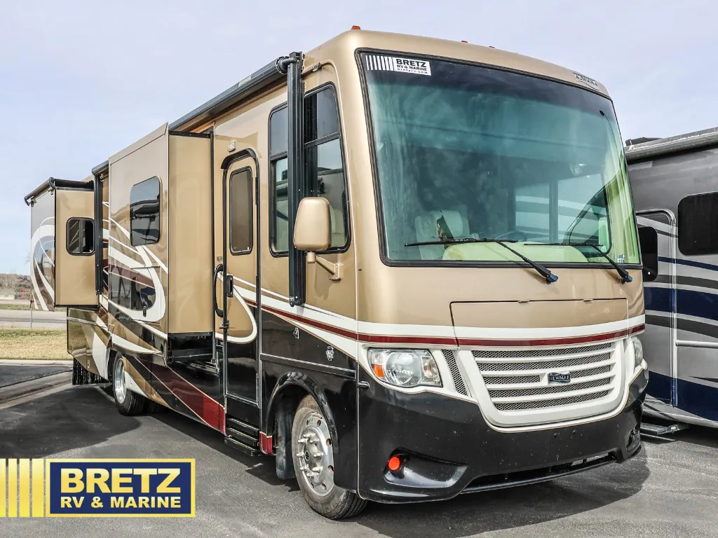 2017 Newmar Bay Star 3113 - Photo 2