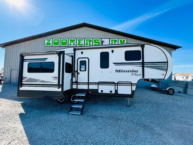 2020 Winnebago Minnie Plus 27RLTS - Photo 4