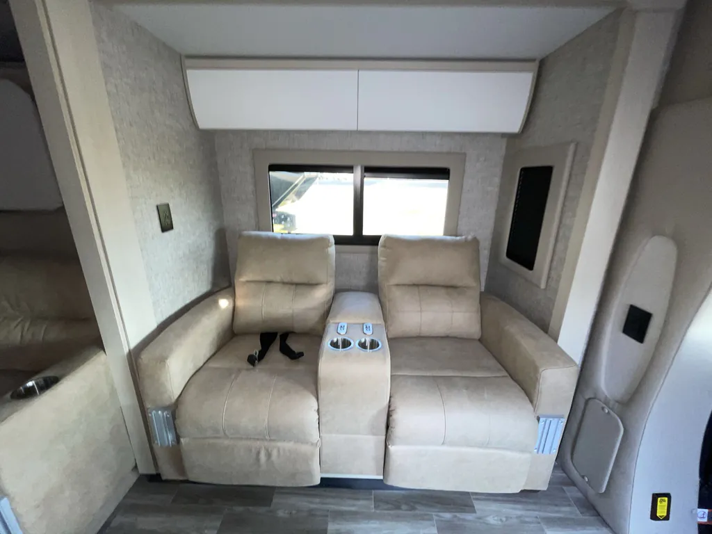 2026 Tiffin Wayfarer 25 XRW, Photos photo 26