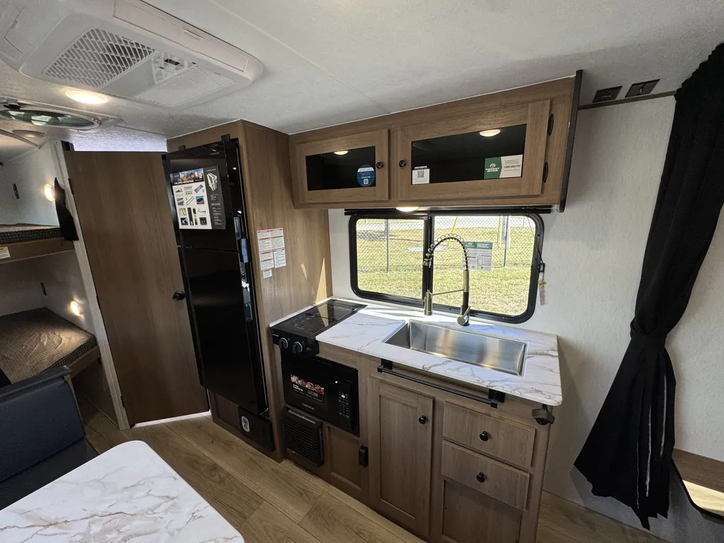 2027 Coachmen Apex Nano 186BH, Photos photo 10