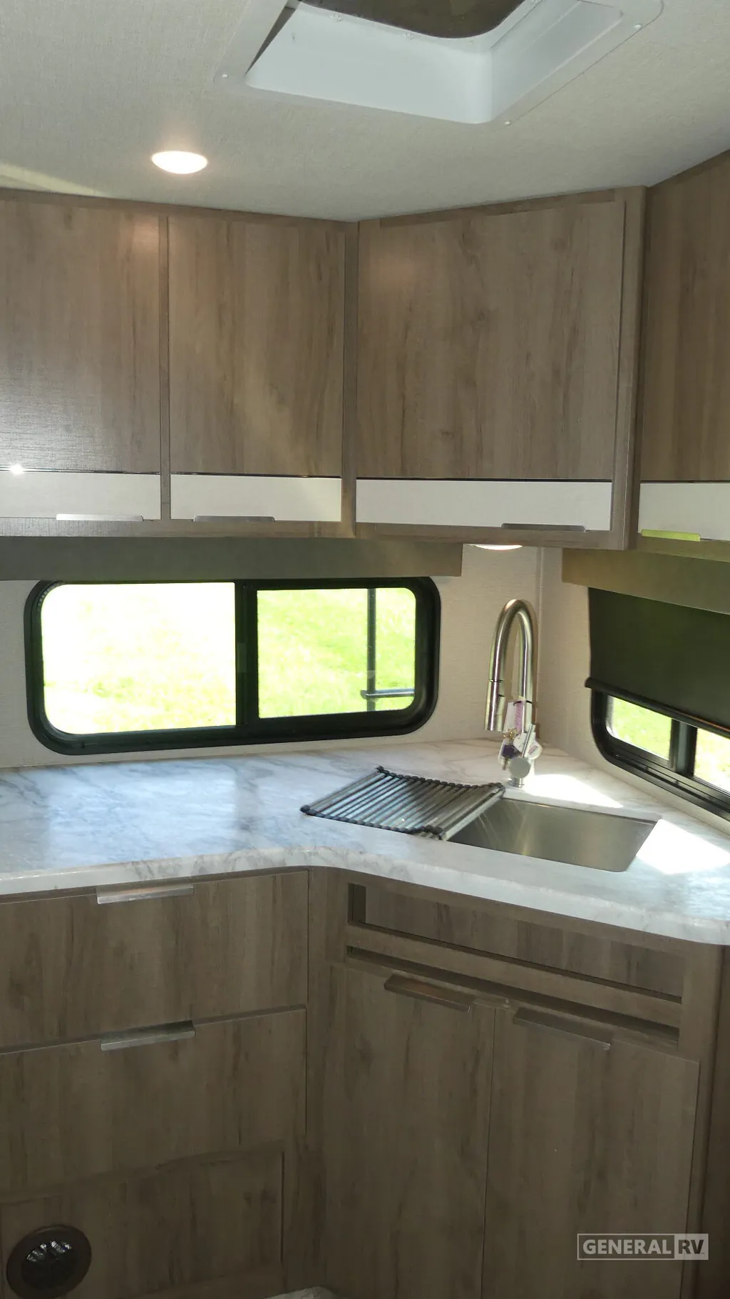 2021 Grand Design Imagine XLS 22MLE, Photos photo 16