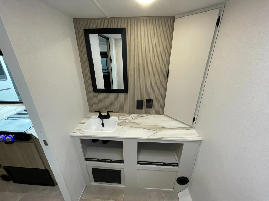 2026 Forest River Airelume 255, Photos photo 15
