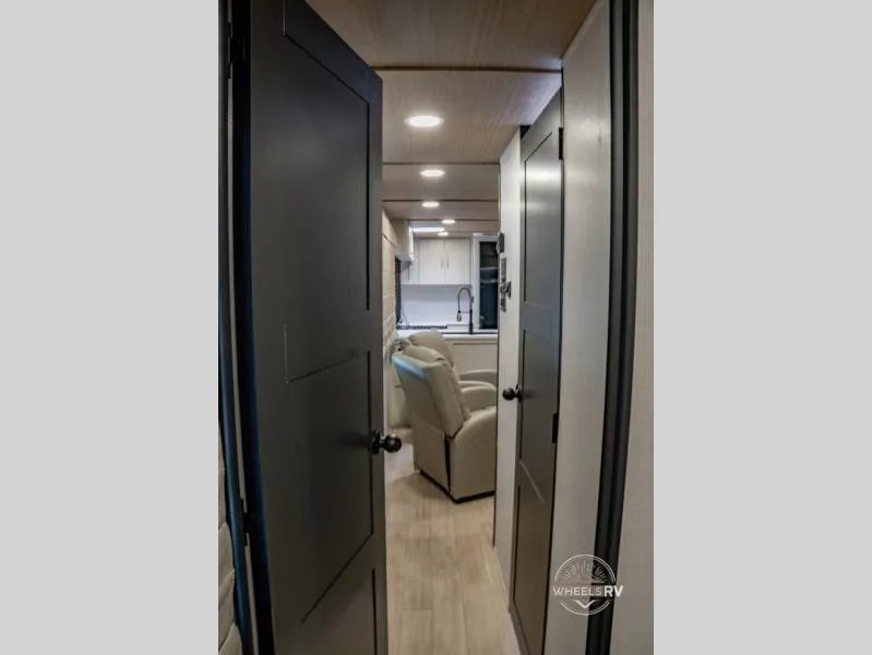 2027 Forest River Vibe 2600RK - Photo 4