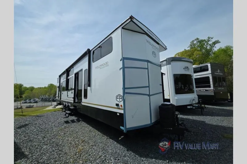 2026 Forest River Wildwood Grand Lodge 42ZEN - Photo 2