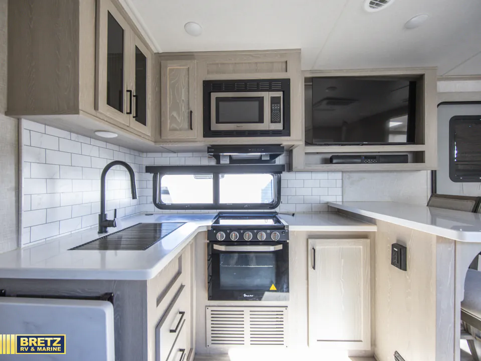 2024 Forest River Rockwood Signature 8262RBS — Photo 7