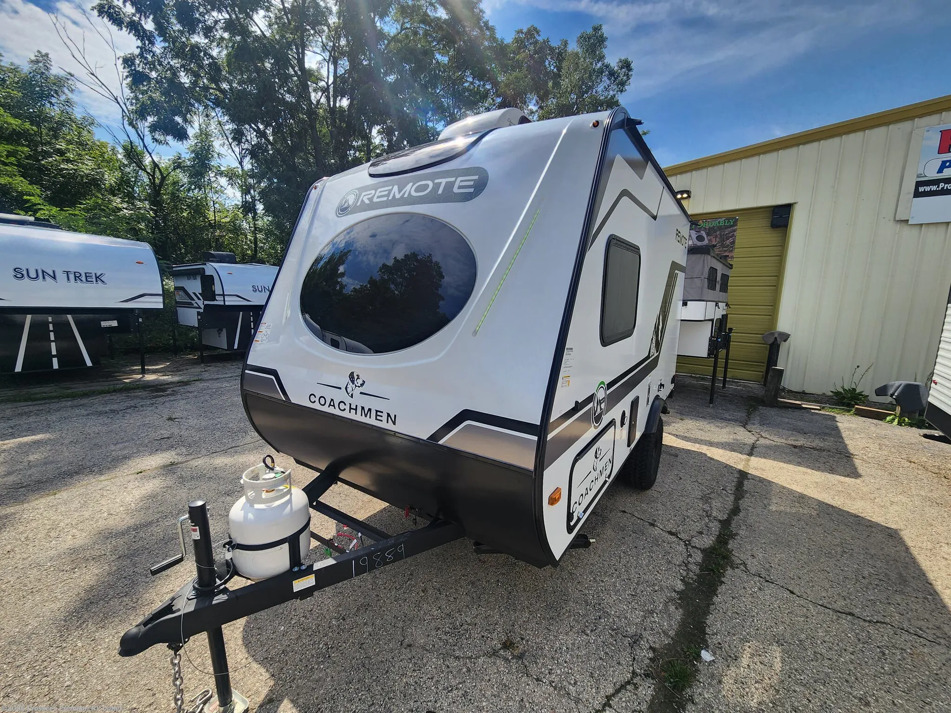 2027 Coachmen Remote 12R - Photo 4