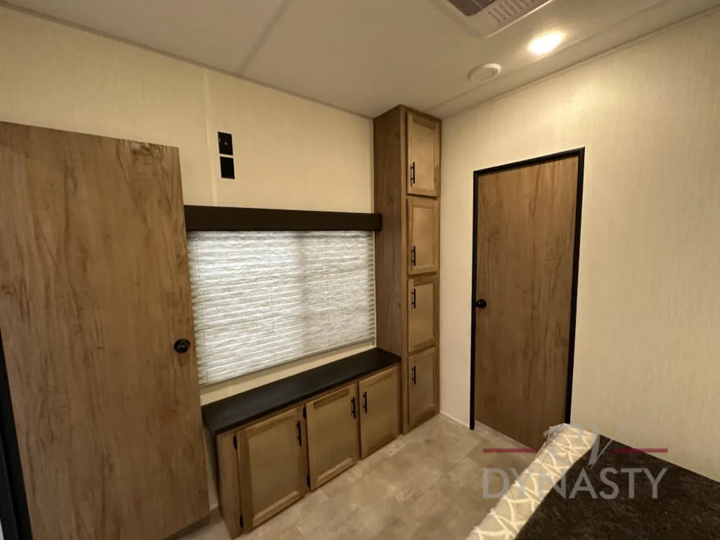2025 Forest River Cherokee Timberwolf 39NA, Photos photo 23