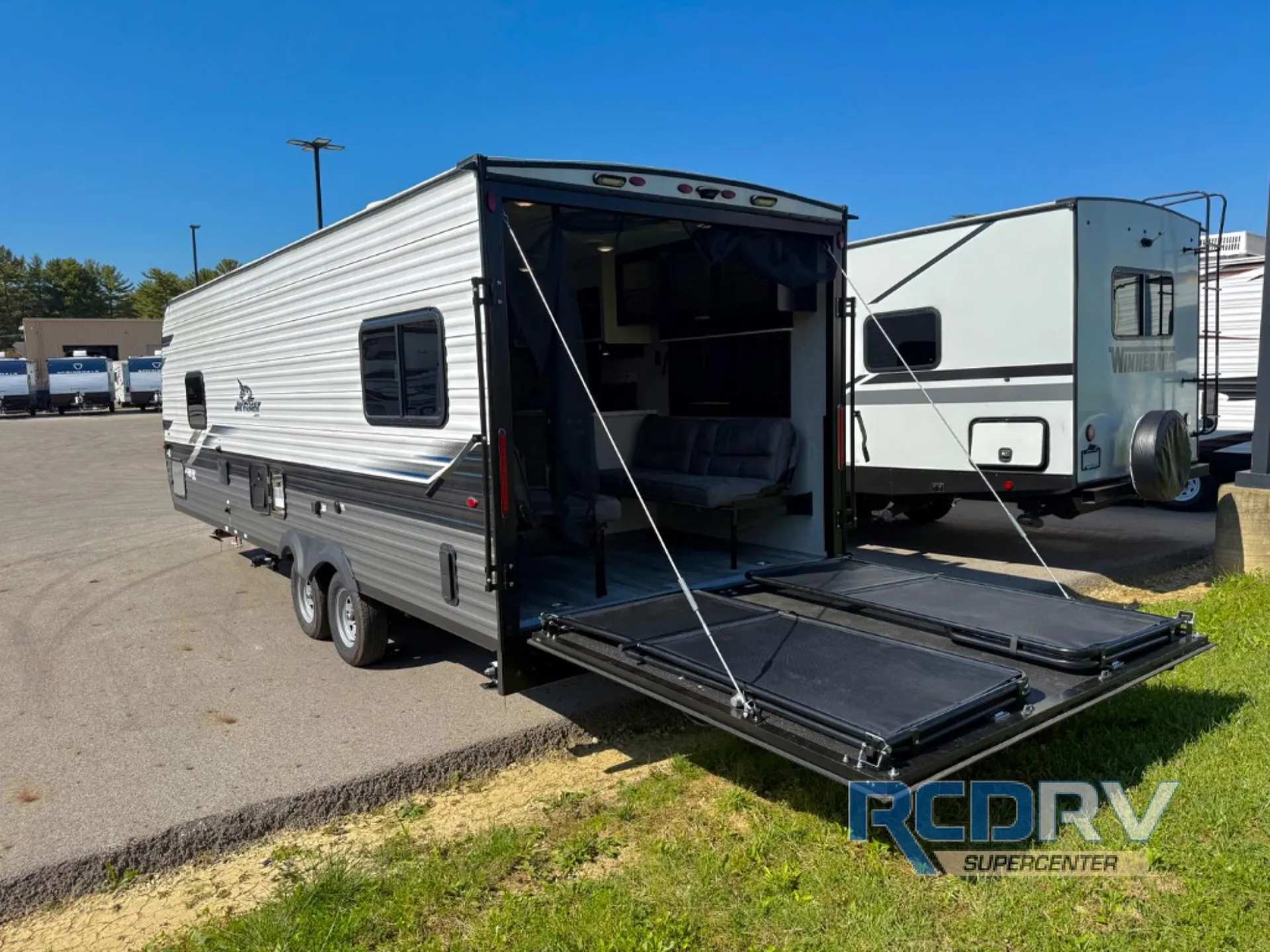 2023 Jayco Jay Flight 236TH - Photo 2