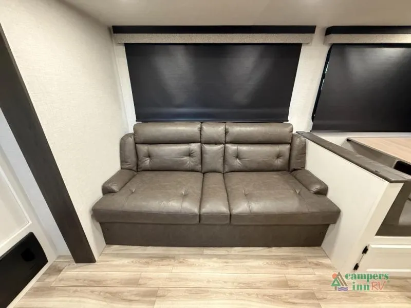 2026 Venture RV Campbound Platinum 261CRB - Photo 3