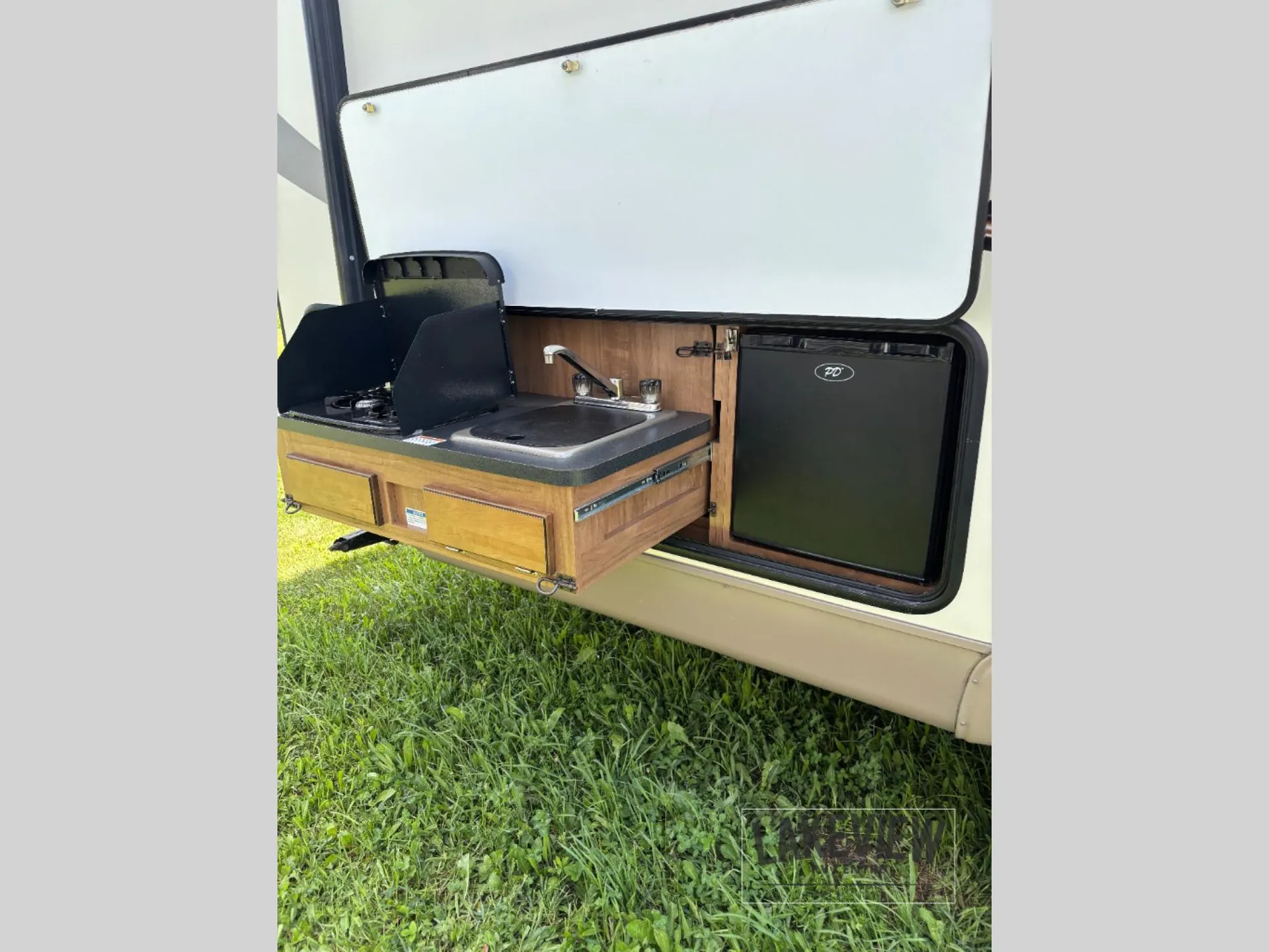 2017 Forest River Rockwood Mini Lite 2506S - Photo 4