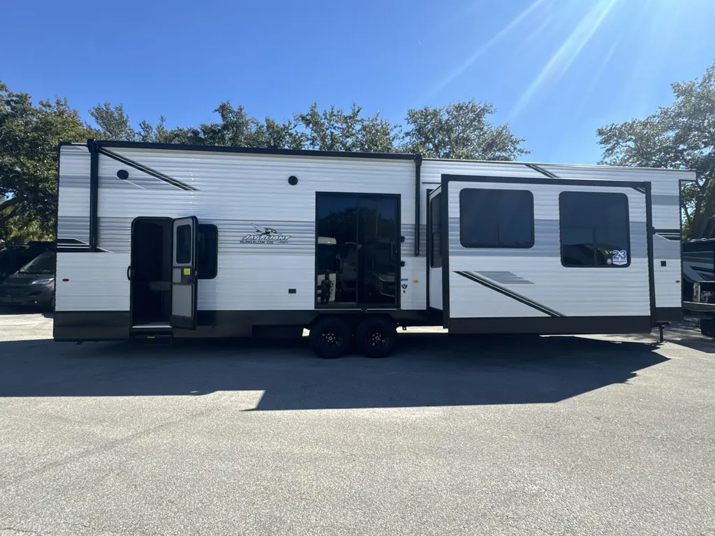 2026 Jayco Jay Flight Bungalow 404LOFT DS, Photos photo 10