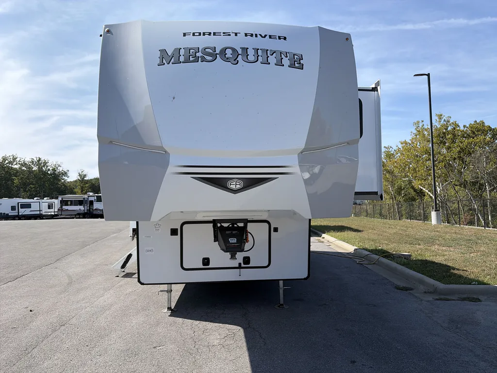 2027 Forest River Mesquite 3130ML, Photos photo 4
