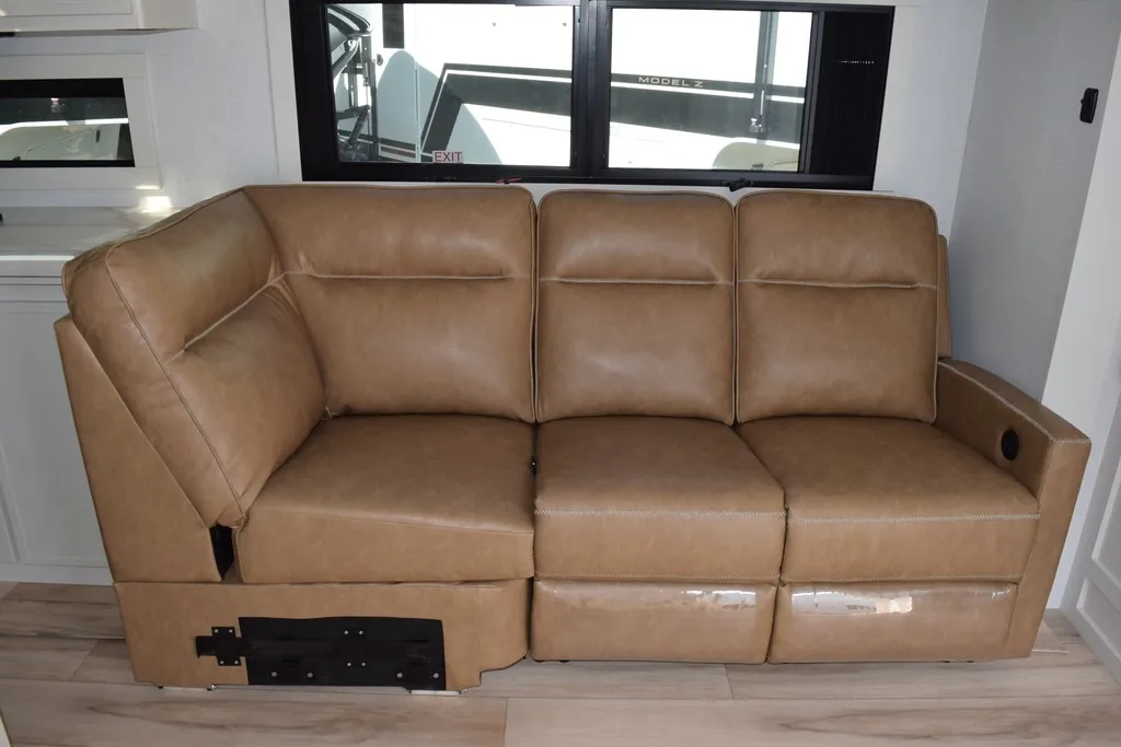 2026 Brinkley Model I 280, Photos photo 22