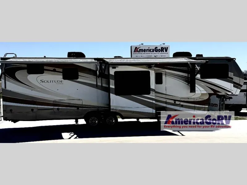 2019 Grand Design Solitude 380FL - Photo 3