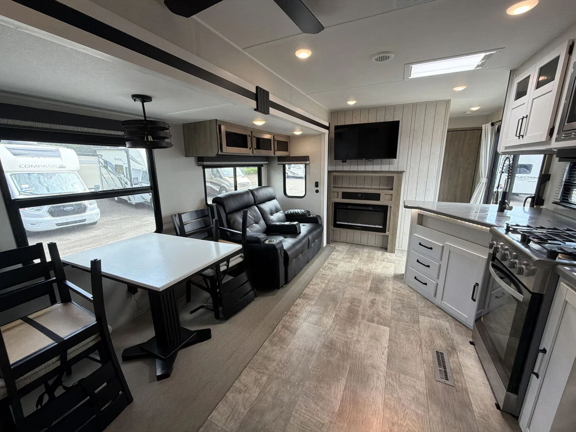 2025 Forest River Puma Vista 39DBT — living area main
