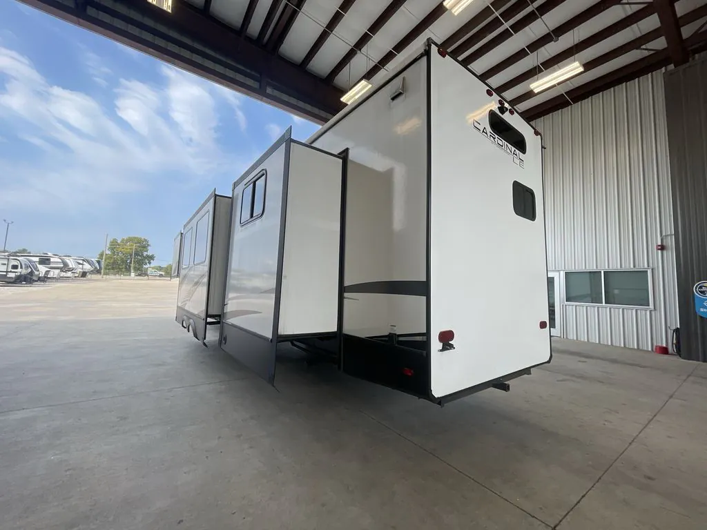 2022 Forest River Cardinal Limited 383BHLE — Photo 5