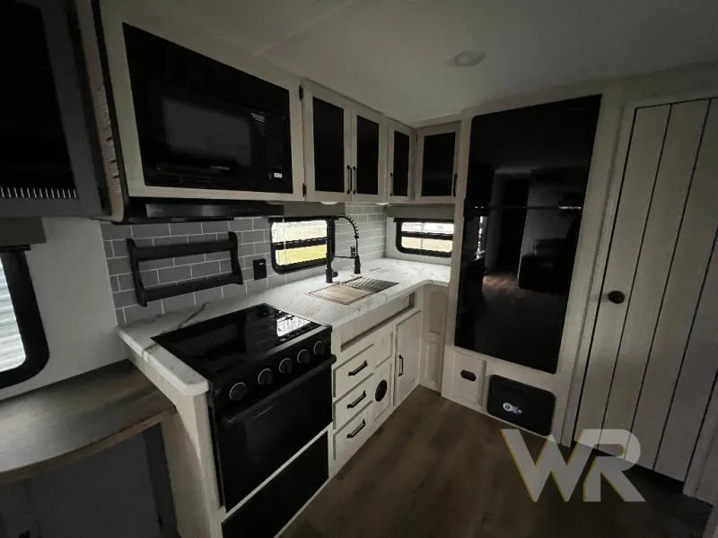 2026 Forest River Puma 30RKQS - Photo 4
