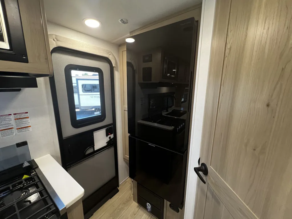 2026 Forest River Rockwood Mini Lite 2109S, Photos photo 14
