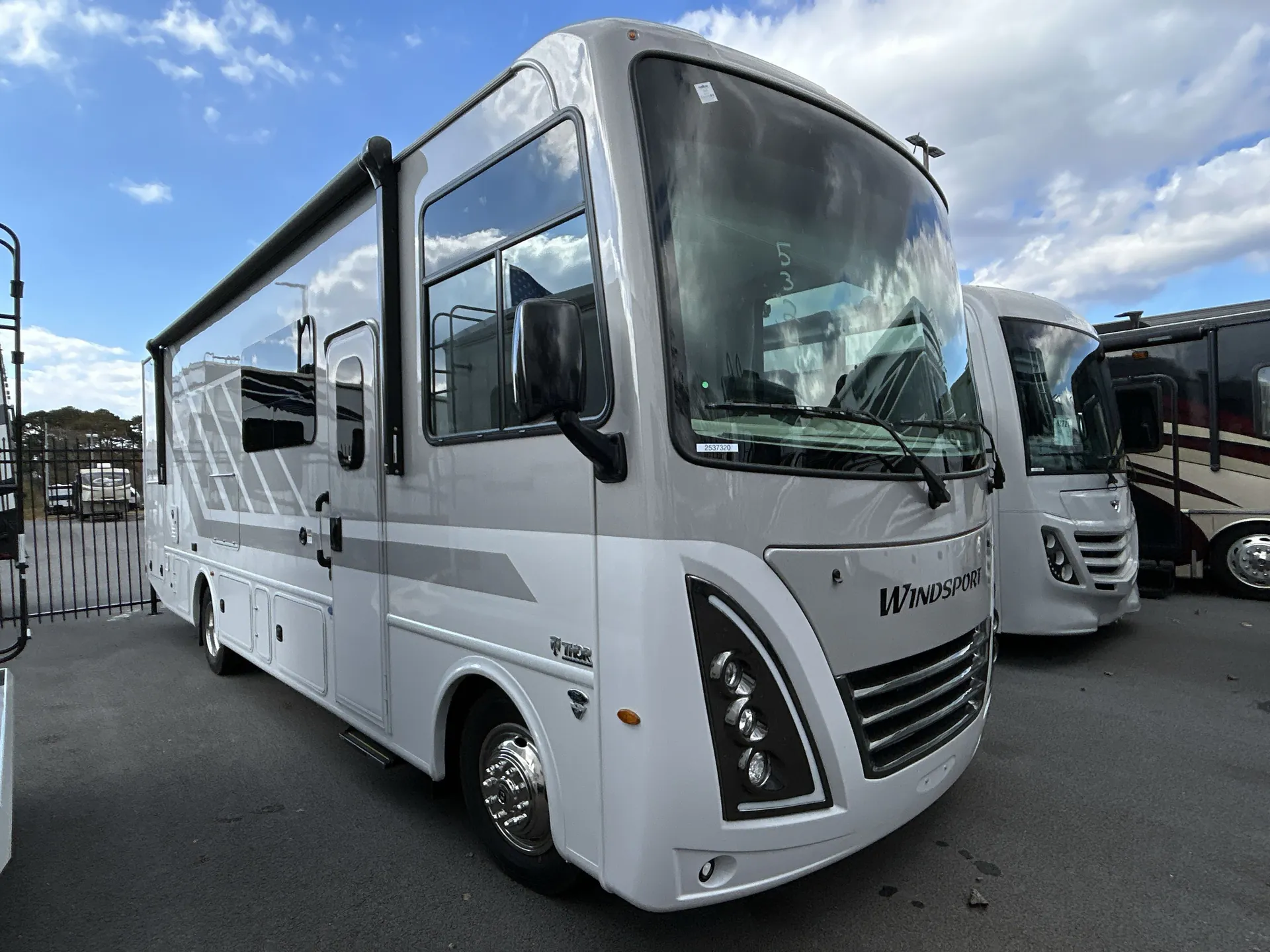 2026 Thor Motor Coach Windsport 29L