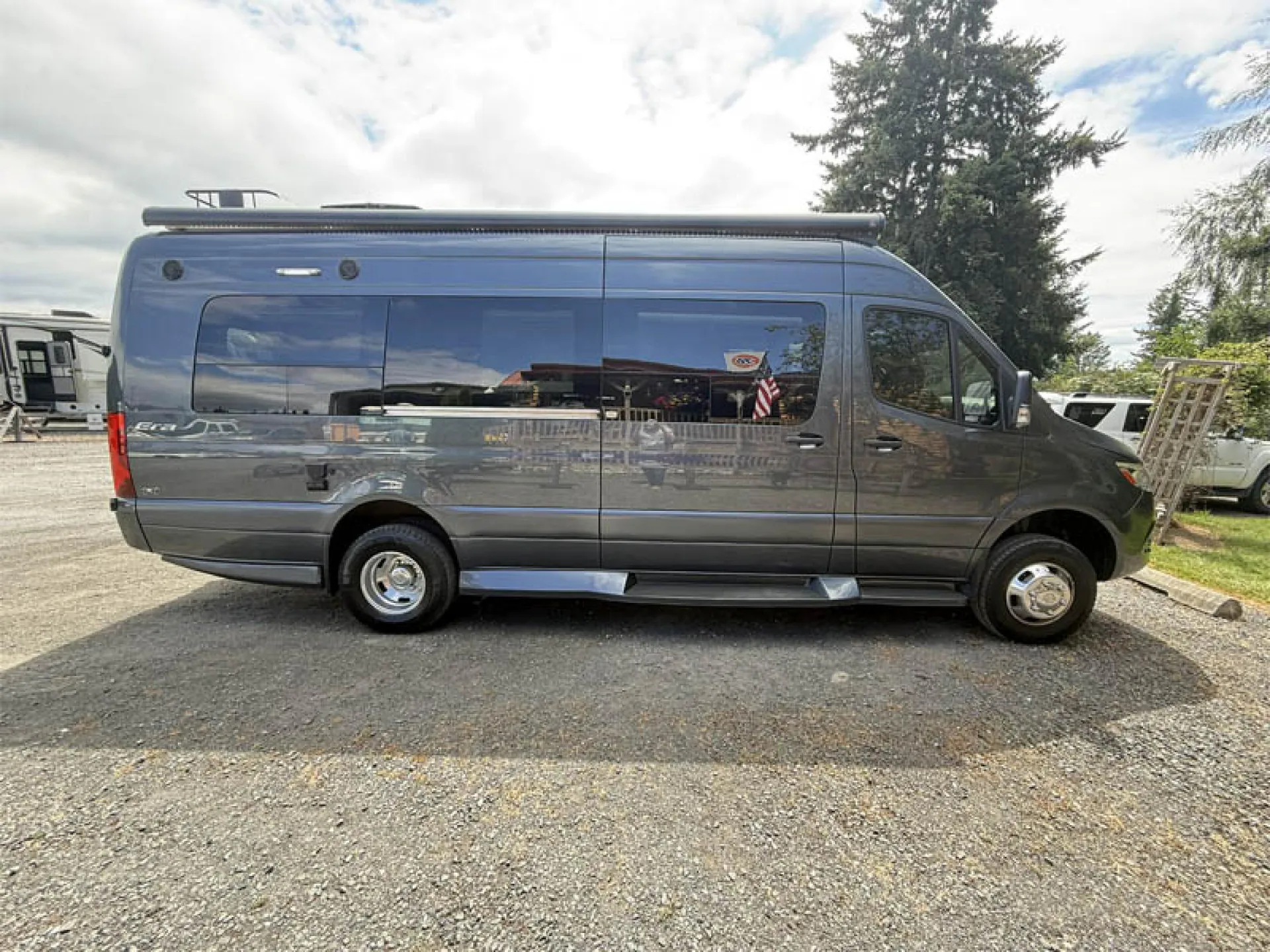 2021 Winnebago Era 70A - Photo 2