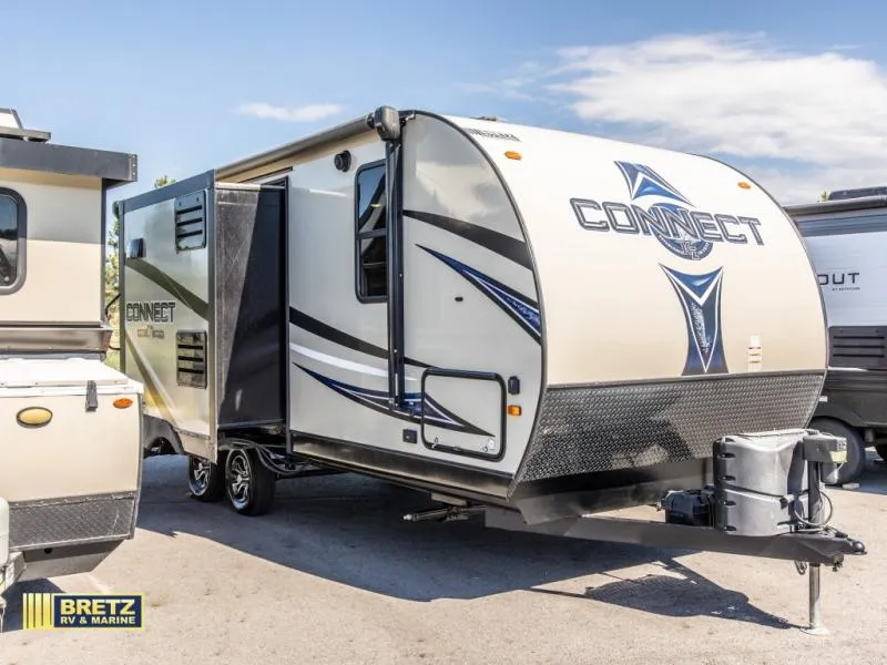 2018 KZ Connect 222IK - Photo 4