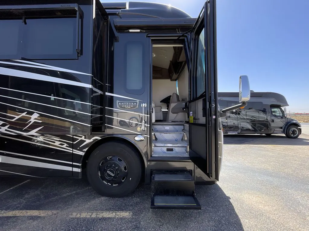 2026 Entegra Coach Aspire 44D, Photos photo 10