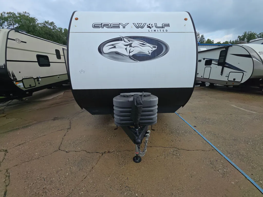 2024 Forest River Cherokee Grey Wolf 27DBH, Photos photo 3