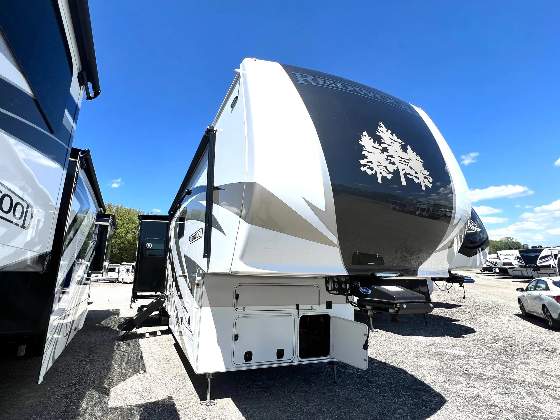 2024 CrossRoads Redwood RW4150RD