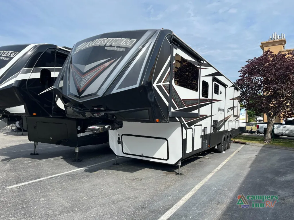 2018 Grand Design Momentum 376TH, Photos photo 6