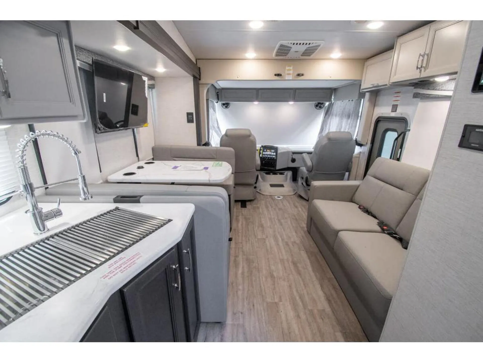 2026 Thor Motor Coach Outlaw Wild West Edition 38M - Photo 3