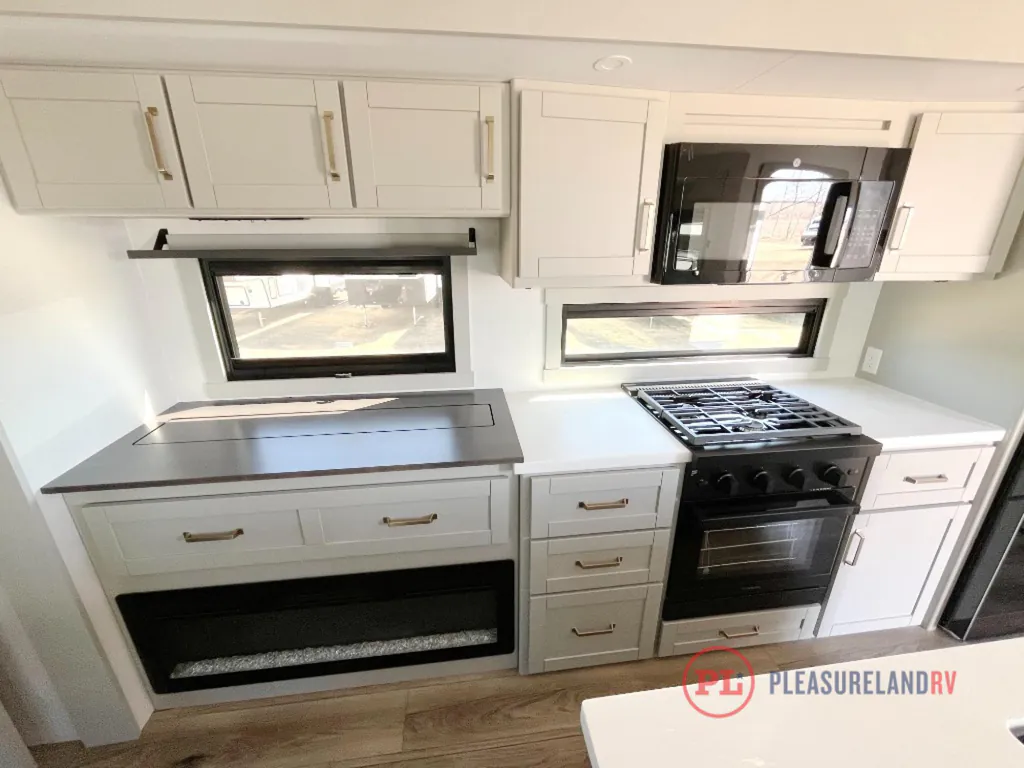2026 Brinkley Model Z 3515, Photos photo 21