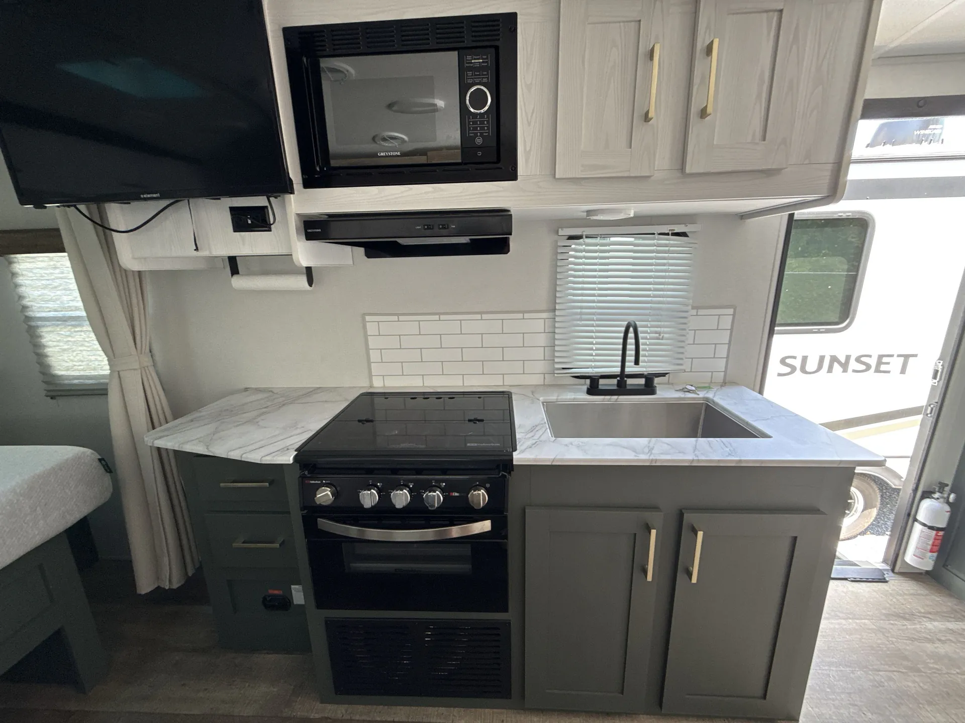 2024 Heartland Eddie Bauer 210RB — living area main