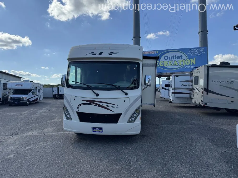2018 Thor Motor Coach A.C.E. 30.2 - Photo 4