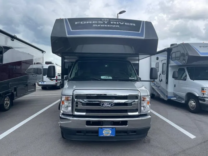2026 Forest River Sunseeker Classic 3010DS - Photo 3