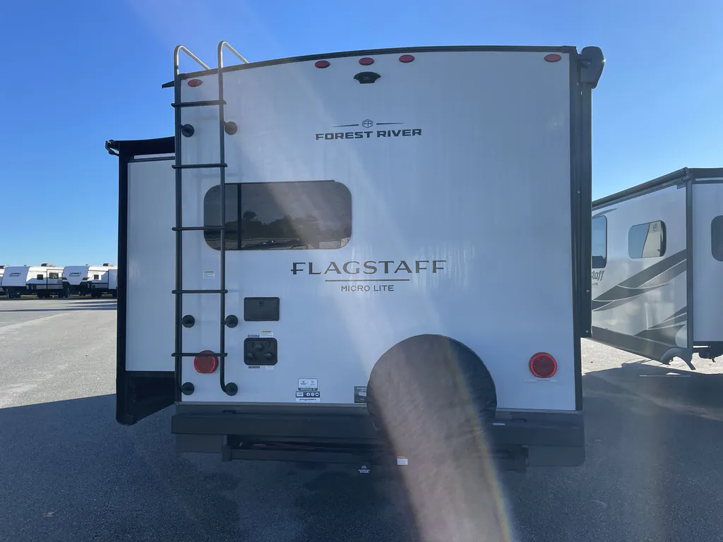 2026 Forest River Flagstaff Micro Lite 25FBD, Photos photo 7