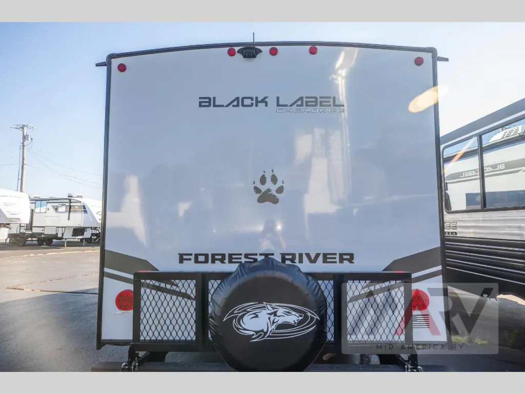 2027 Forest River Cherokee Grey Wolf Black Label 26DBHBL, Photos photo 6