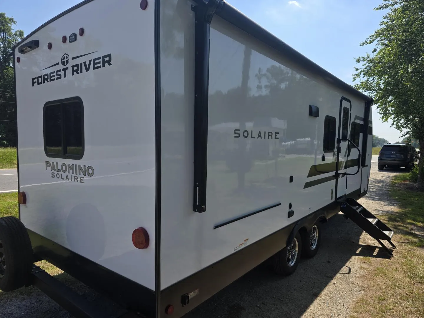 2026 Forest River Solaire 2420RBS - Photo 3