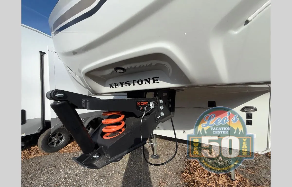 2026 Keystone Cougar Half-Ton 28RLI - Photo 3