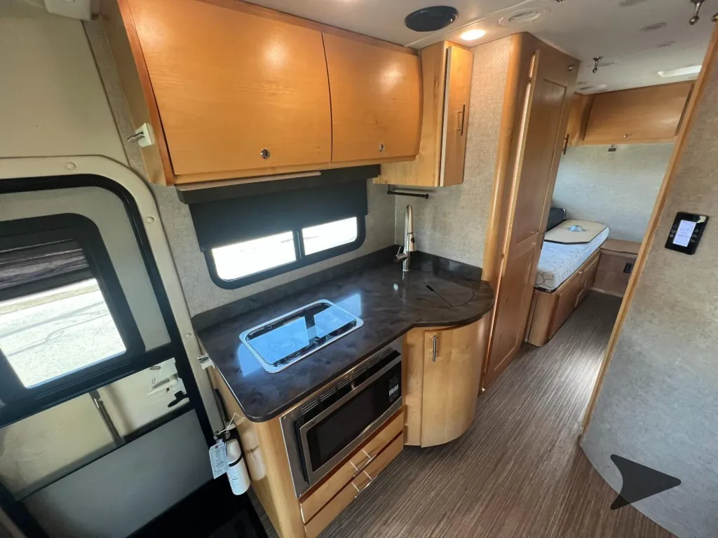 2018 Tiffin Wayfarer 24 TW, Photos photo 16