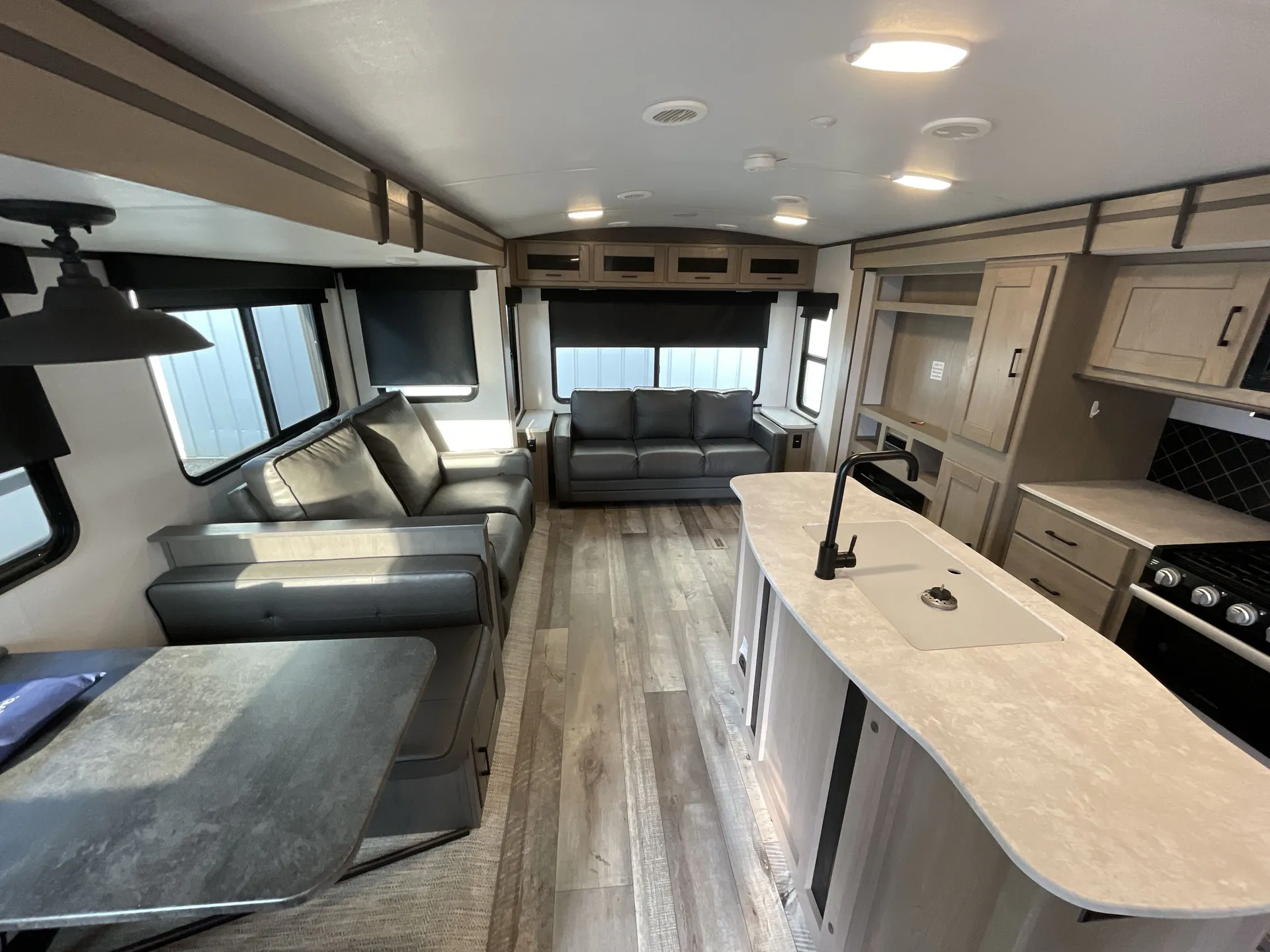 2021 Heartland Sundance 293RL — living area main