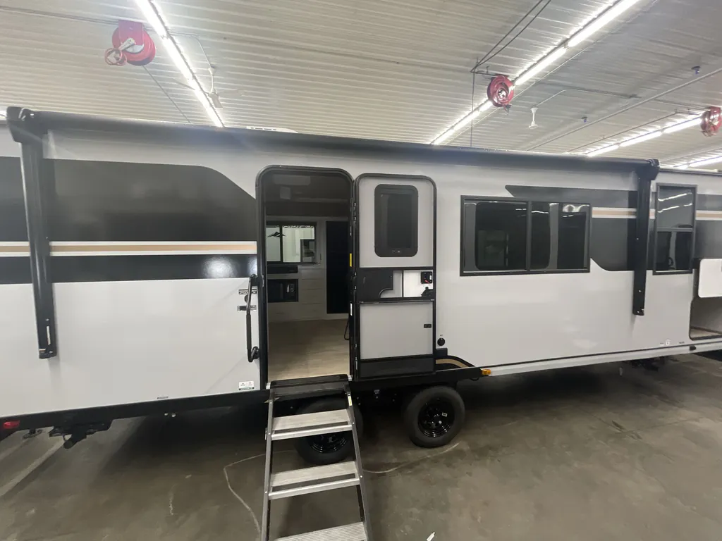 2026 Forest River Vibe Extreme Lite 2500CK, Photos photo 5