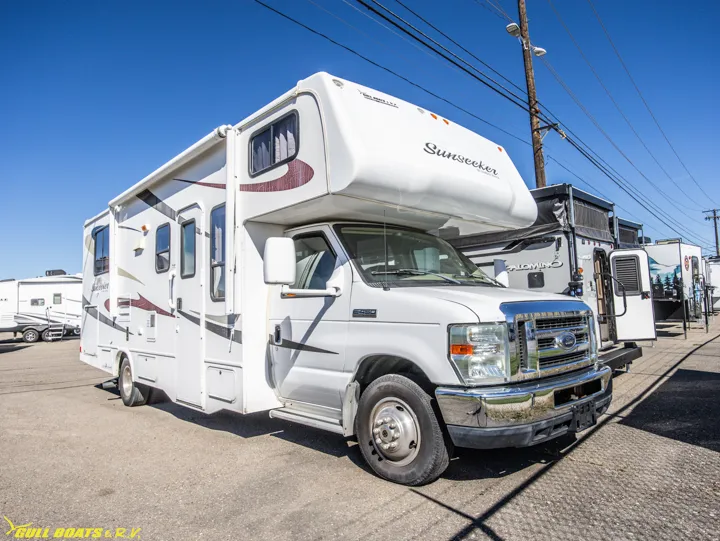 2011 Forest River RV Sunseeker 2650S - Main photo