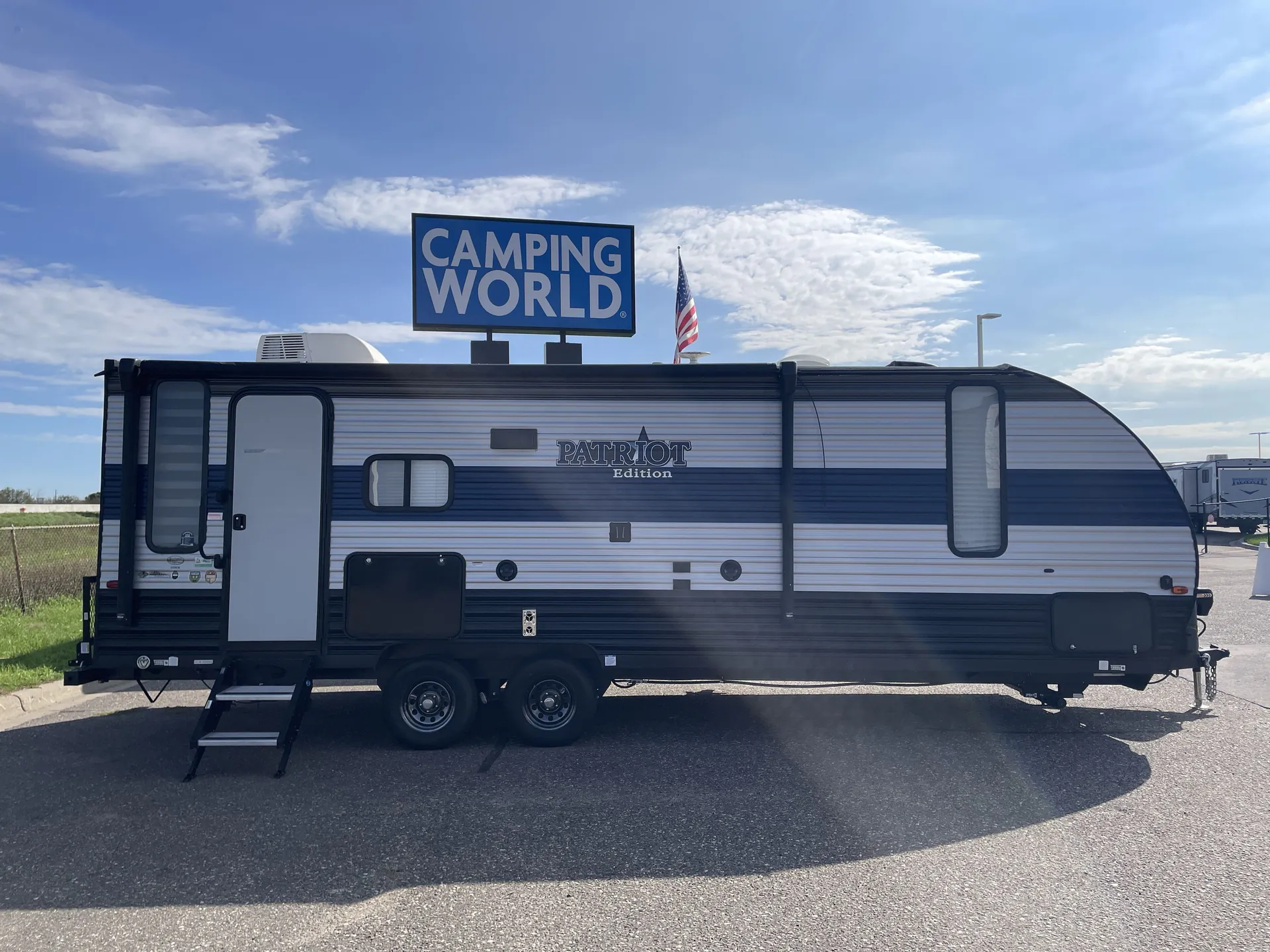 2021 Forest River Cherokee Grey Wolf 23MK — campside