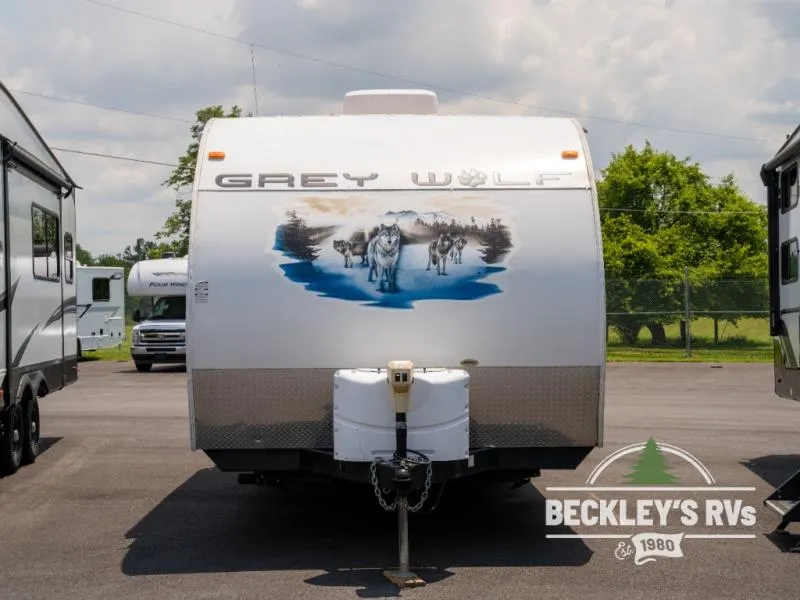 2011 Forest River RV Cherokee Grey Wolf 22BH - Photo 3
