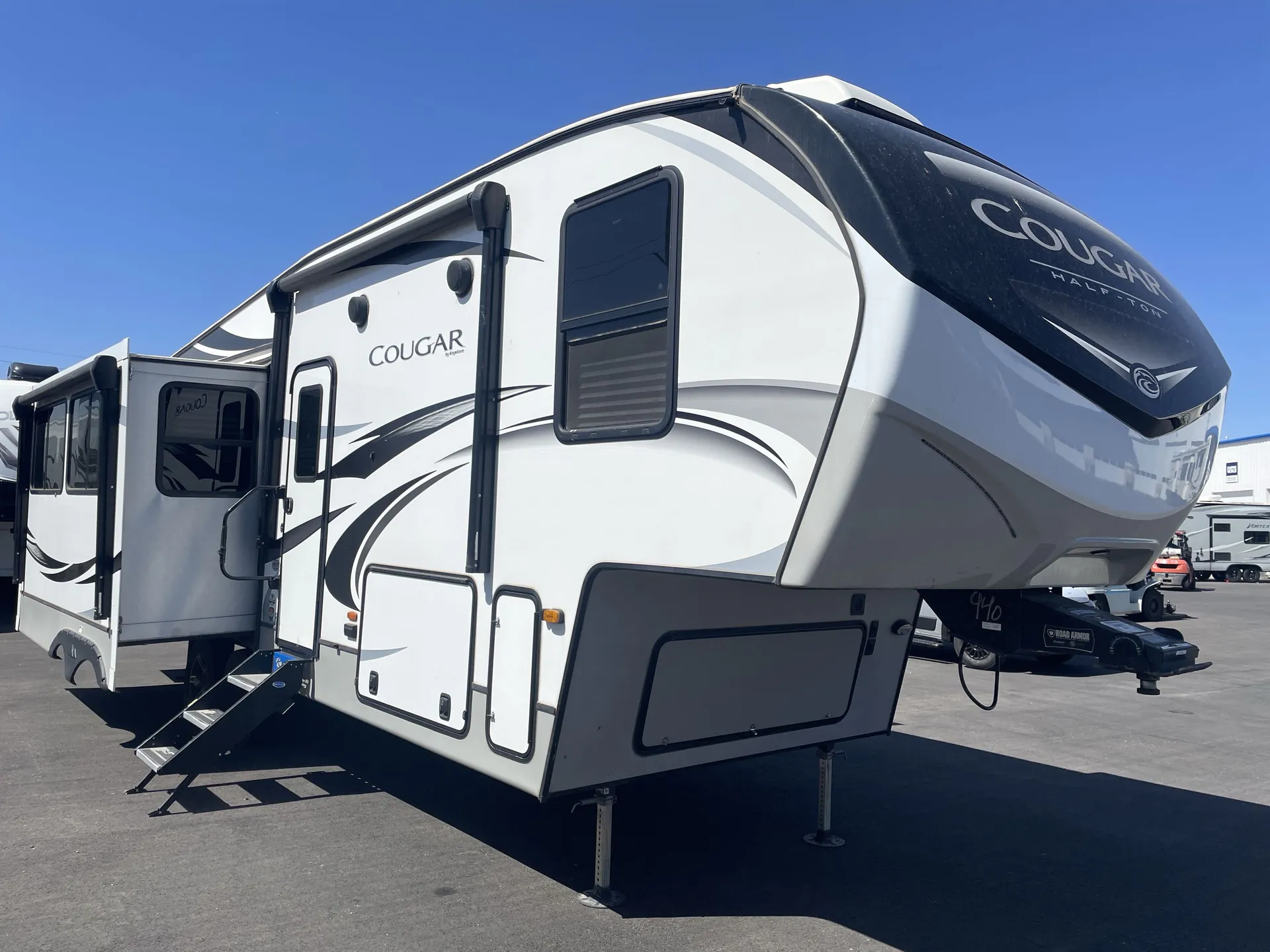 2021 Keystone Cougar Half-Ton 29MBS - Photo 2