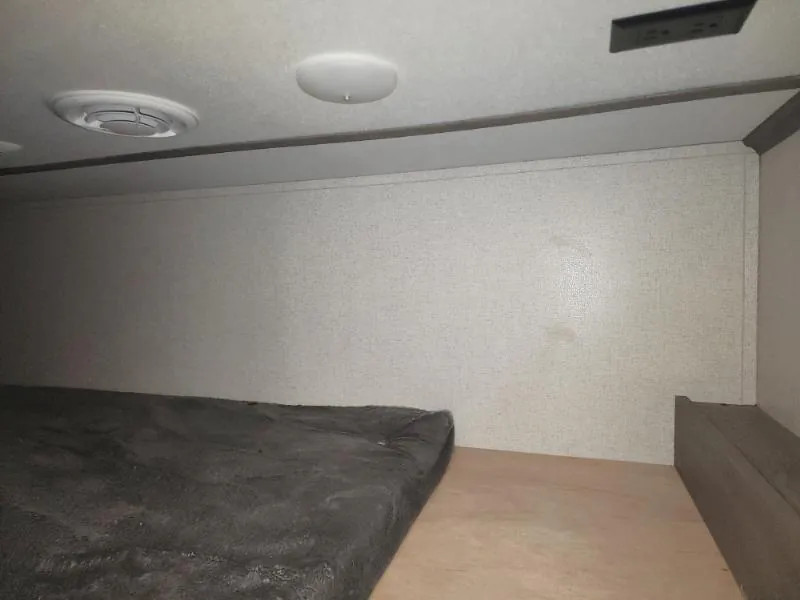 2021 Keystone Raptor 429, Photos photo 37